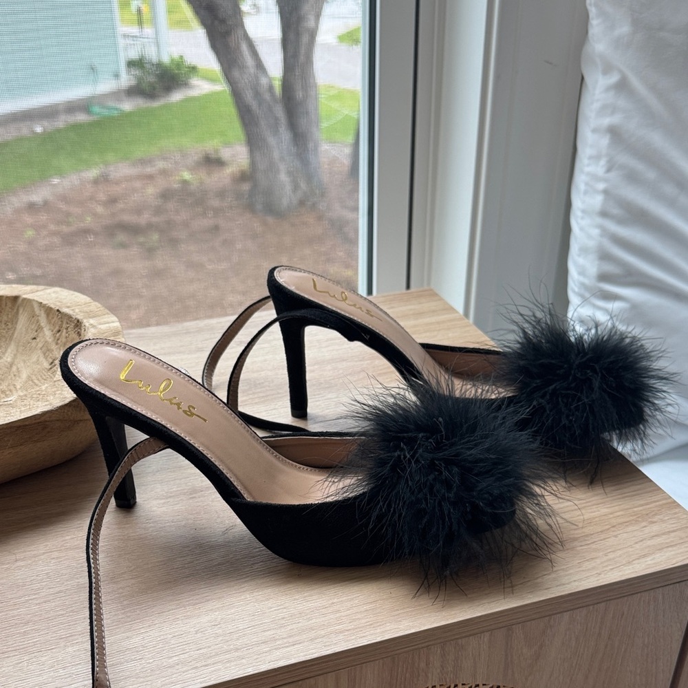 Black Feathered Heels